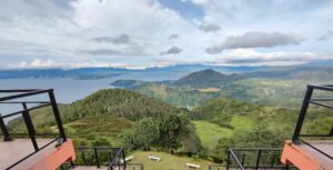 puncak huta ginjang