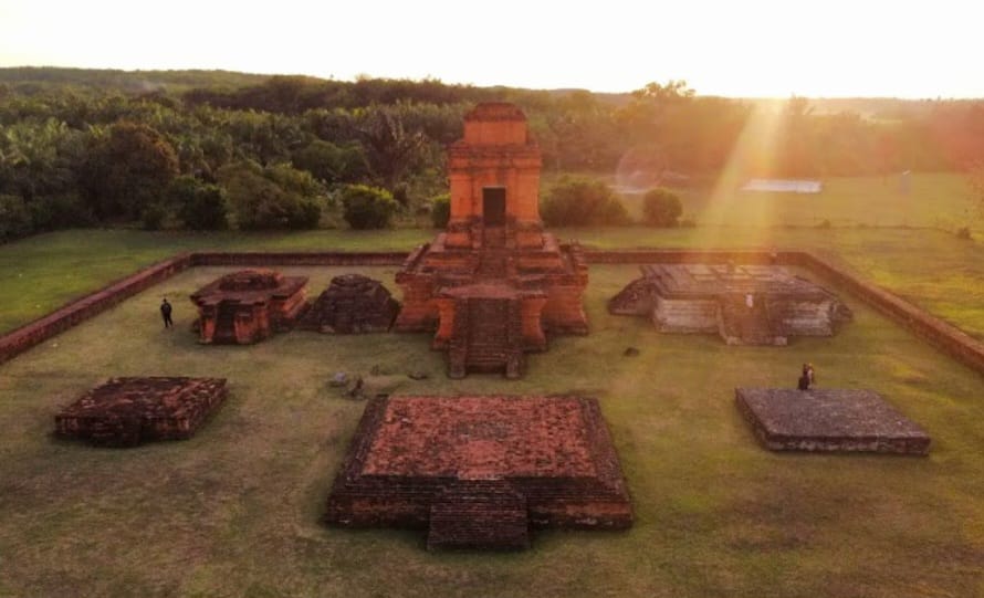 Candi di medan